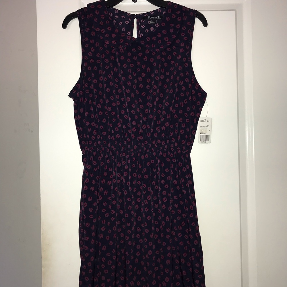 *NWT* Forever 21 Lipstick Print Mini Dress